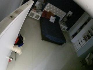 voyeurcam-latina-babe-bedroom-1